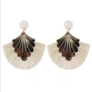 ✅🌹Bohemian Vintage Tassel Fringe Drop Earrings.